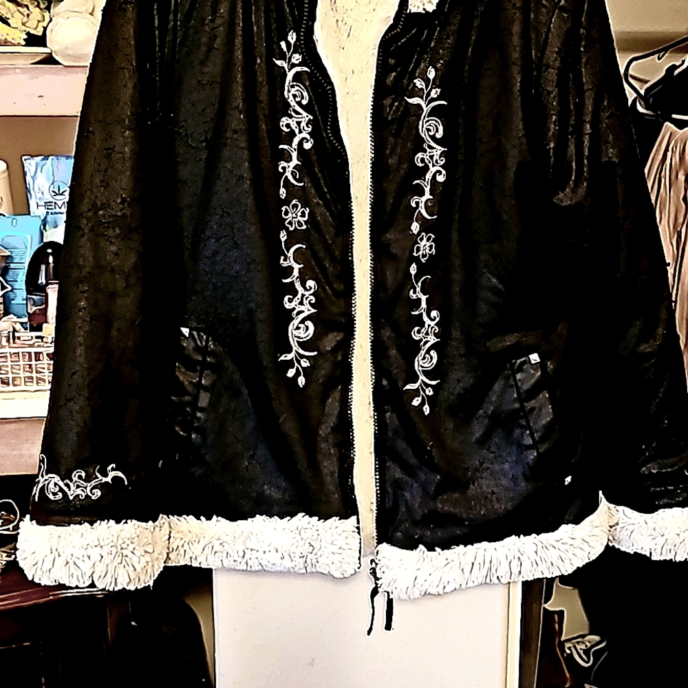 Womens size 14 BCX fur lined coaat